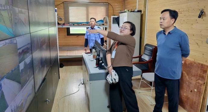 史慶超督導檢查國慶中秋期間安全生產、市場保供及值班值守工作